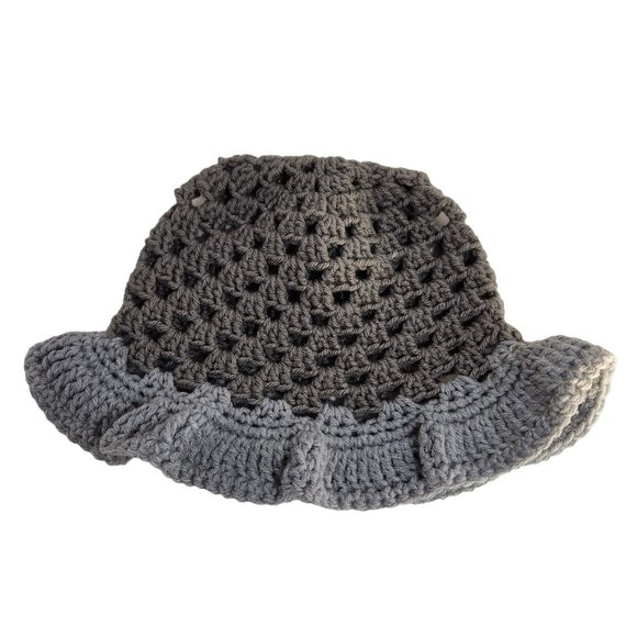 Bucket Hat granny handknit shades of grey sun hat - Picture 4 of 10